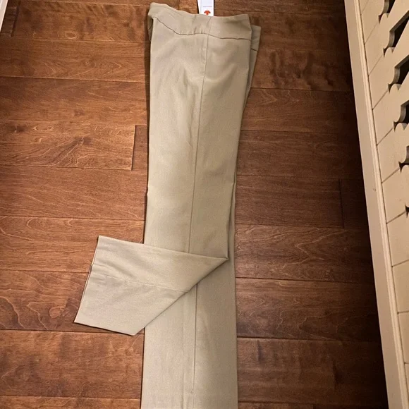 Tribal gorgeous pull on petite pants! - Picture 11 of 12